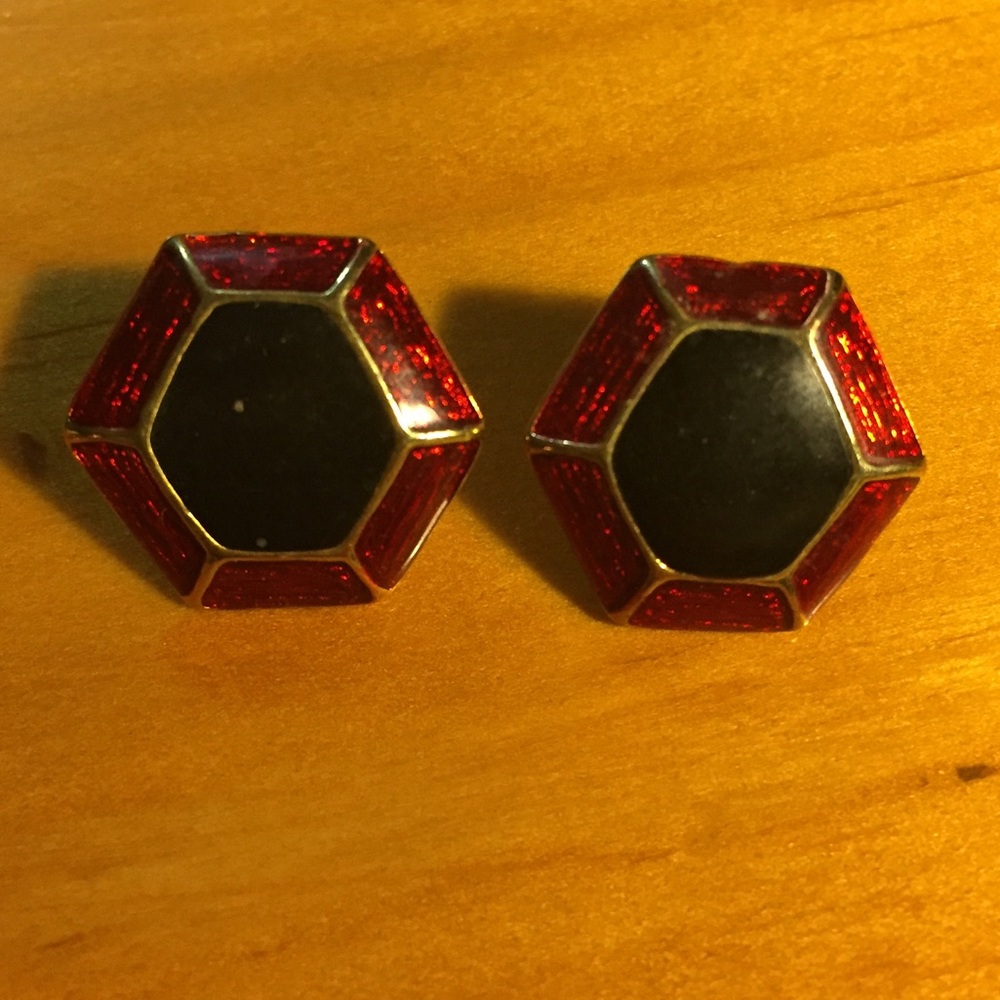 Geometric stud earrings